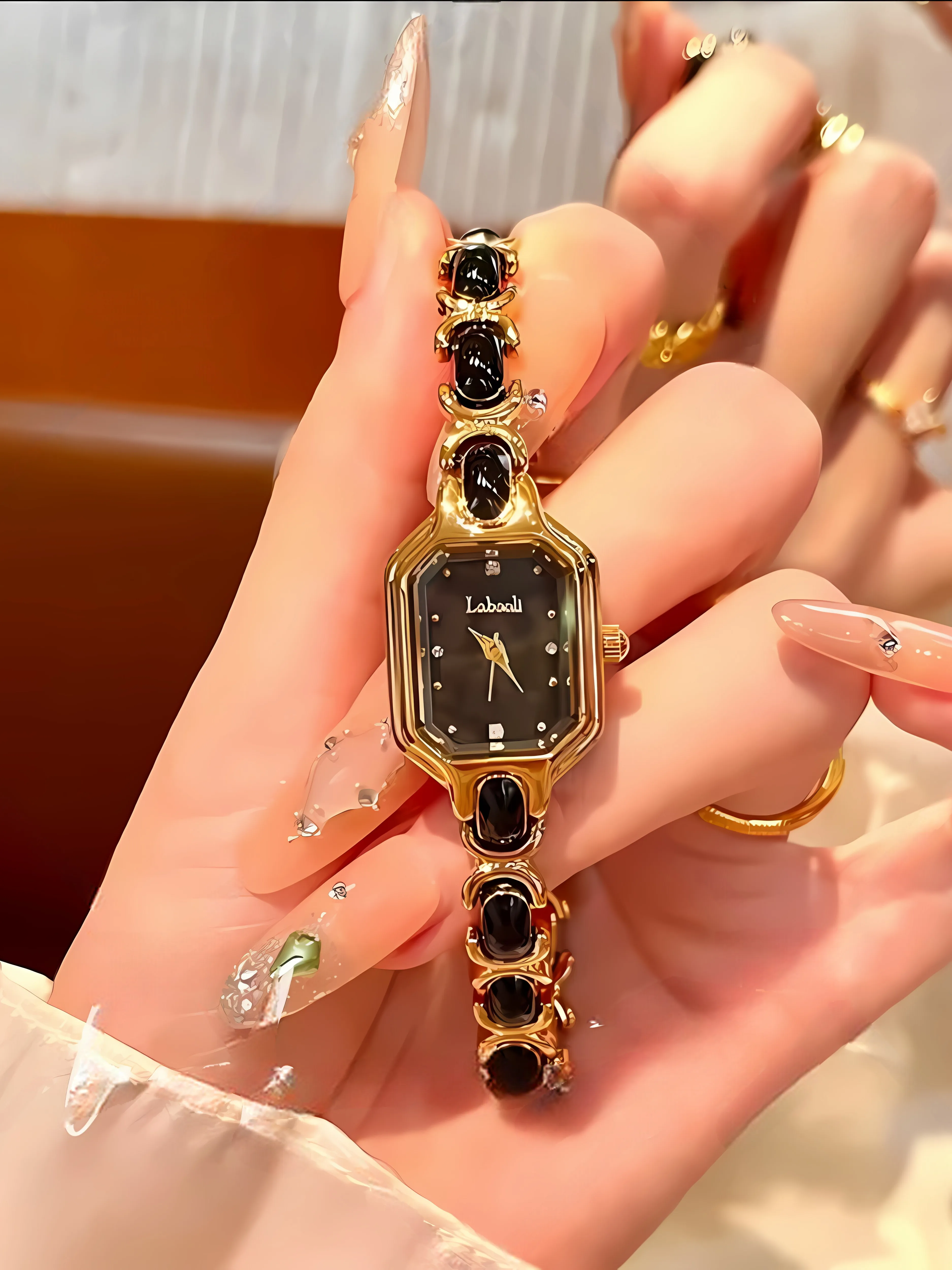 

New Women'S Watch, Luxurious And Fashionable, Versatile Bracelet Watch, Quartz Watch, A Creative And Unique Gift For Women.