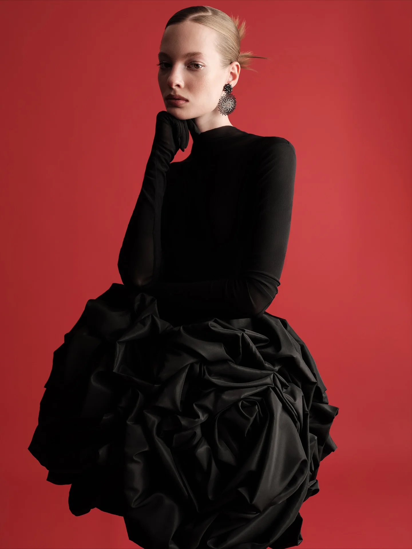 トレンドのボリューム感のあるローズスカート、ハイウエストミニ丈、フリル付きフラワースカート、ショートカクテルパーティガウン、女性用3Dフローラルスカート、カスタムメイド