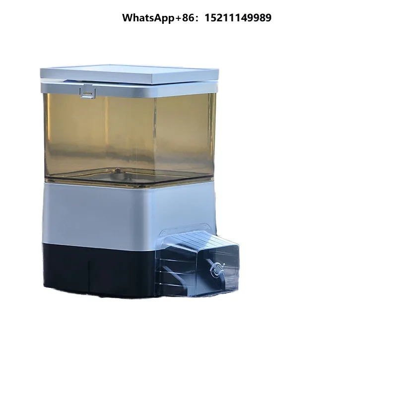 Best Seller Modern Automatic Fish Feeder Plastic Pond Koi Feed Machine Battery Water Bottles