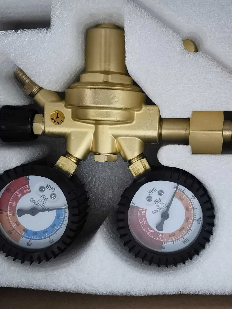 High pressure nitrogen pressure reducer Safe outlet pressure 60Bar European style air conditioner Fluorinated
