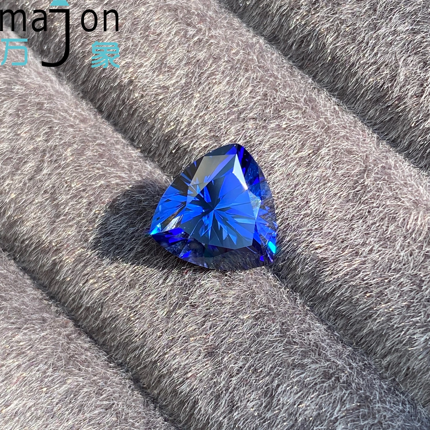 New Hand-cutting 4.52CT Lab Grown Sapphire Trillion Cut Gemstone for Charms Advanced Jewelry Making Materials DIY
