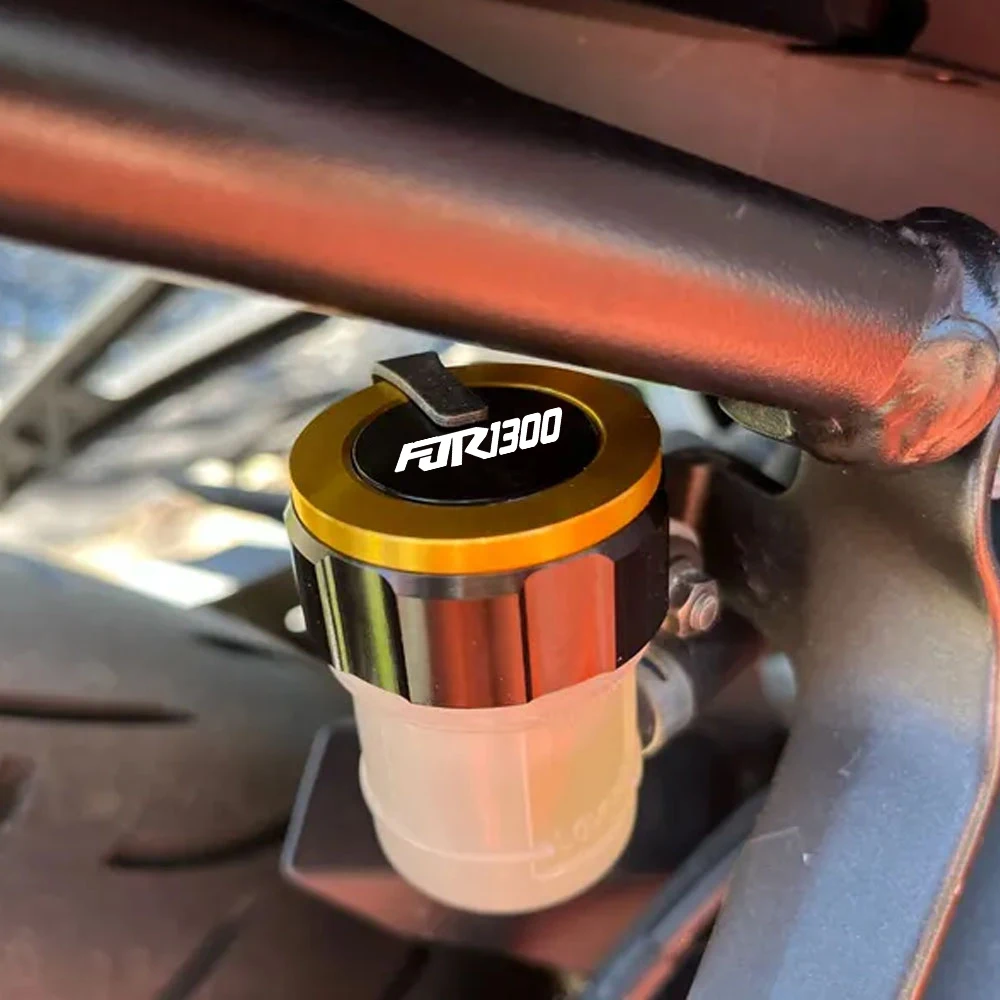 

For Yamaha FJR 1300 FJR1300 2004~2022 2023 2024 2025 Motorcycle Front Brake Fluid Reservoir Cover Cap and Oil Filter Cap 2008