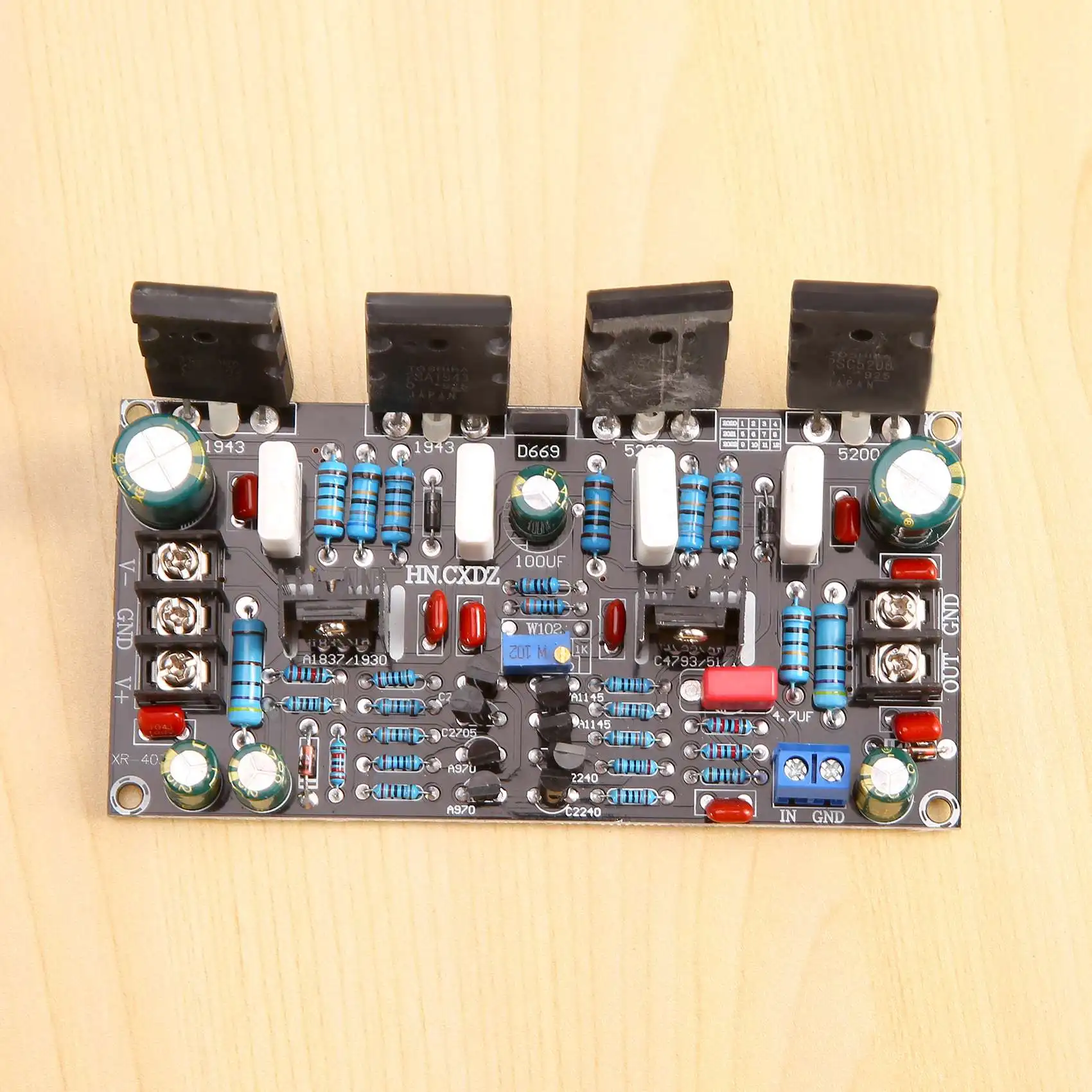 

Плата моноусилителя мощности 1943 + 5200, высокая мощность 200 Вт после платы лампового усилителя-горячая