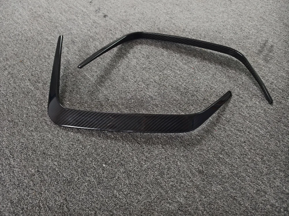 Aul Style Dry Carbon Fiber Rear Bumper Wind Blade, Suitable for BMW X6M Body Decoration Upgrade