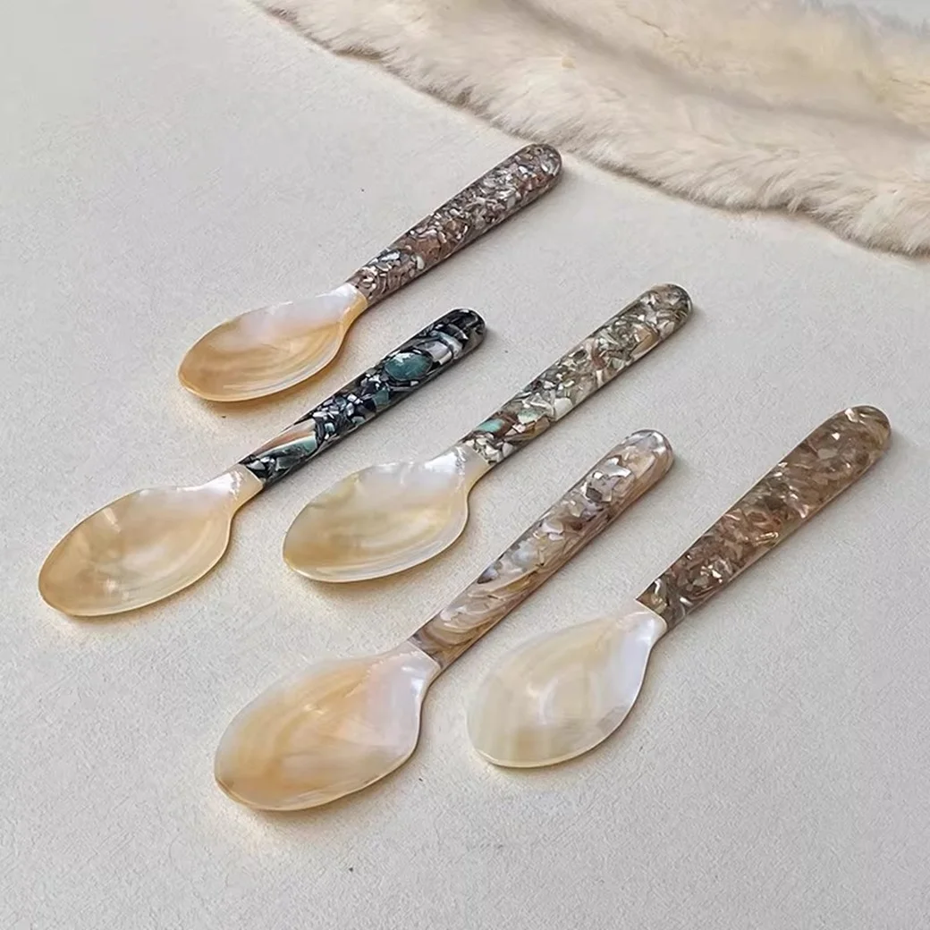 

Large Spoon Natural Shell Conch Pearl Mother of Pearl Processed Moonlight Snail Exquisite Commercial Western Food Serving Utens