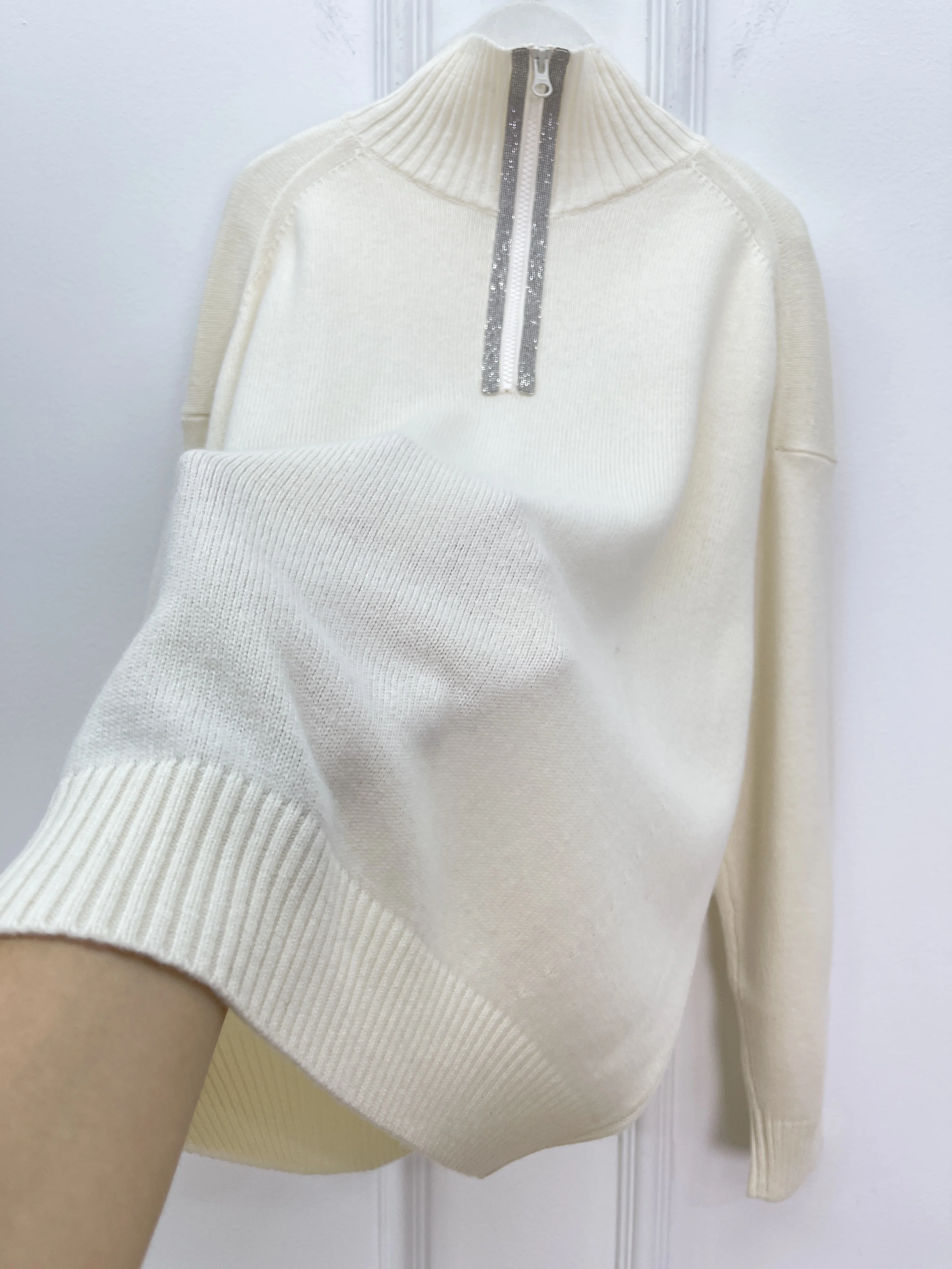 

2925 Autumn And Winter New Cashmere Wool Beaded Lapel Sweater Half Open Chest Casual All-Match Knitted Tops For Women