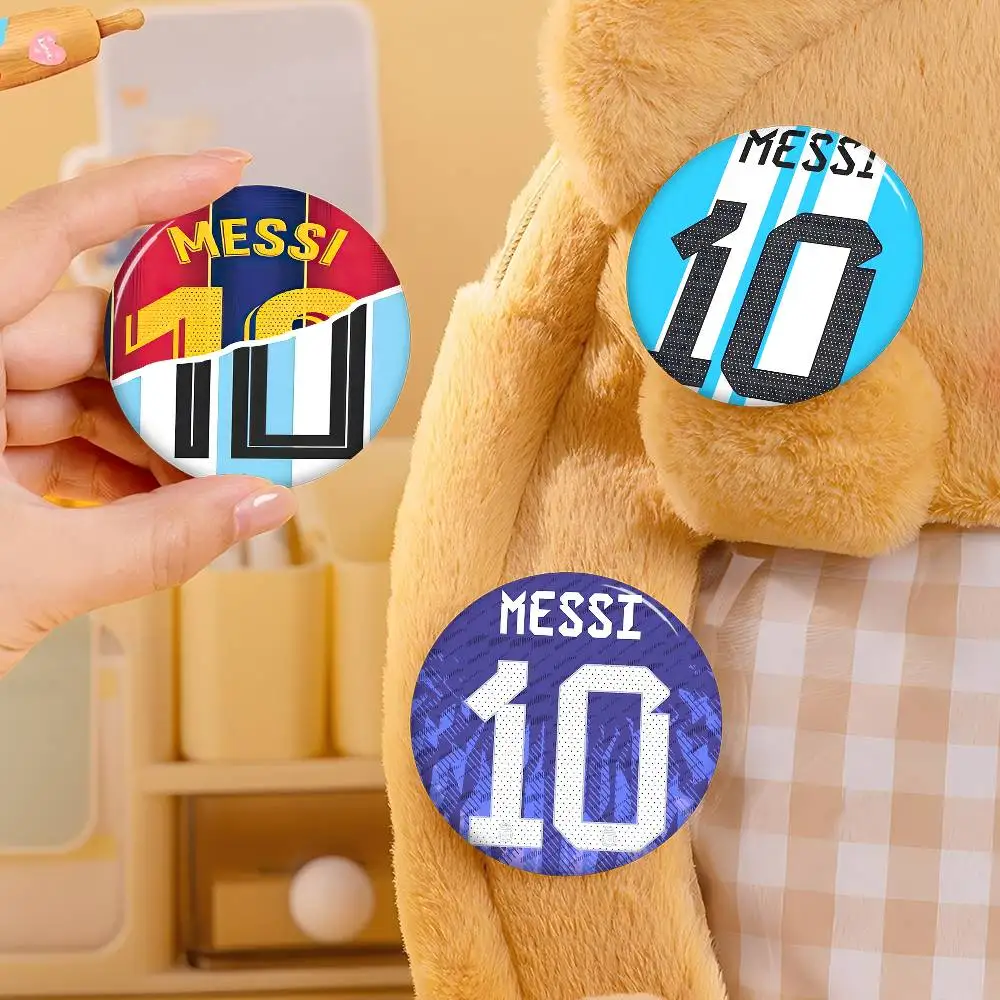 Football Superstar M-Messi 10 Cartoon Brooches Anime Badge Round Handmade Brooch Lapel Pins Jewelry for Backpack Clothes Gifts