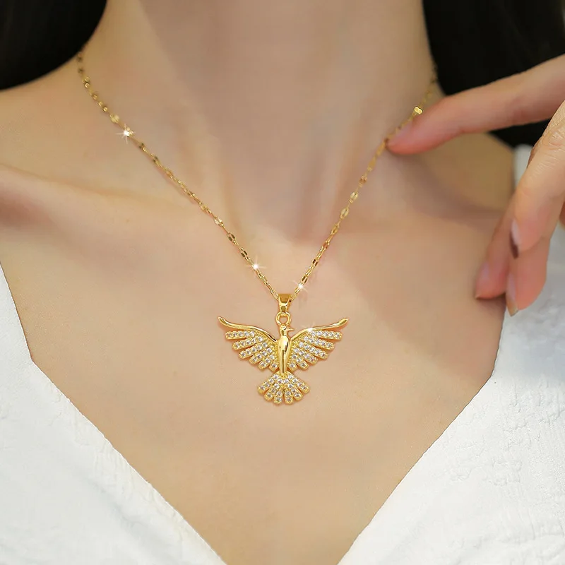 Phoenix Spreading Titanium Steel Necklace studded with Diamond Pendant Versatile Clavicle Chain Christmas Gift Birthday Gift