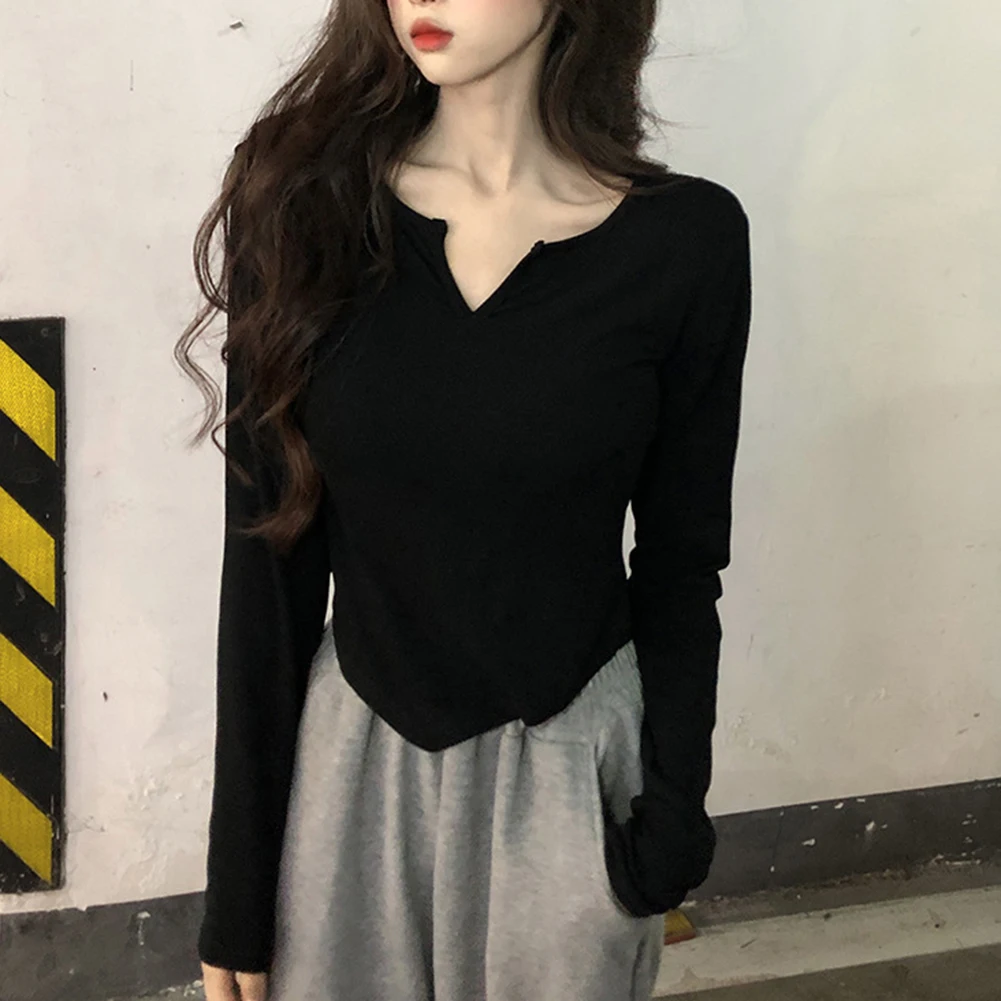 

Women's Casual Long Sleeve Top with Irregular Base Hem Design Polyester Spandex Blend T Shirt Suitable for Autumn and Winter