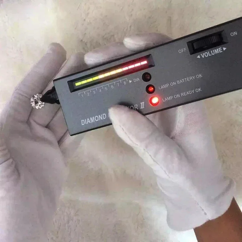 خواتم رجالية فاخرة من الذهب الأبيض عيار 18 قيراط مع شهادات GRA مستديرة فاخرة 1 قيراط VVS D خواتم زفاف مويسانيتي ماسية ملونة