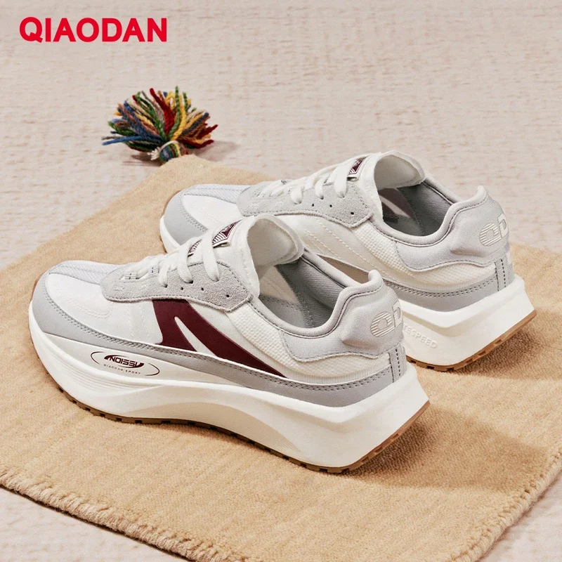 

QIAODAN DuBai 3.0 Casual Shoes 2024 New Autumn Winter Thick Sole Increased Retro Shoes Women's Non-slip Sports Shoes XM36240304