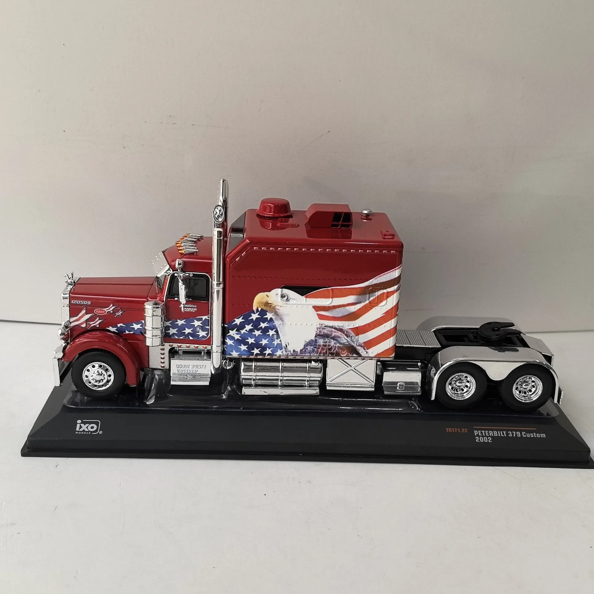 Diecast IXO 1:43 Scale Peterbilt 379 Custom 2002 Peterbilt Long Head Trailer Tractor Truck W1 Alloy Car Model