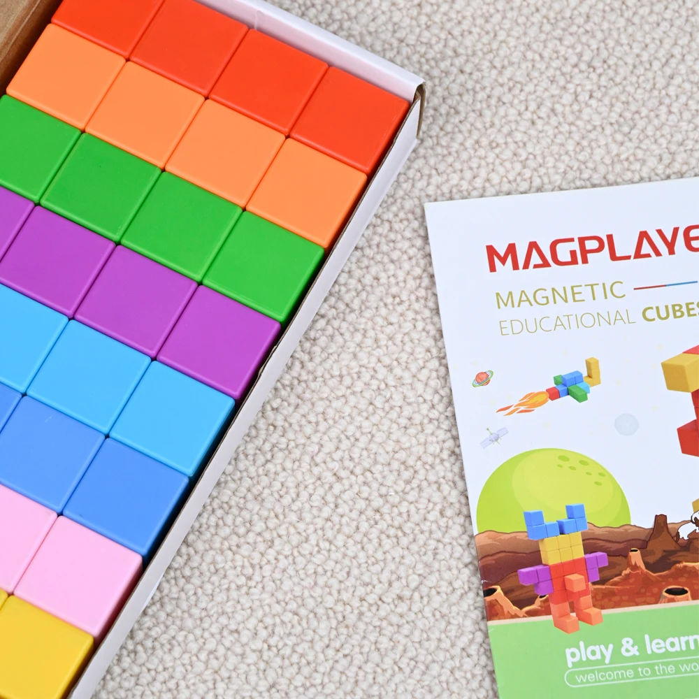 Giocattoli educativi per bambini che imparano blocchi di costruzione Puzzle di plastica cubi magnetici 3D fai da te regali di natale da 3.3cm per bambini piccoli