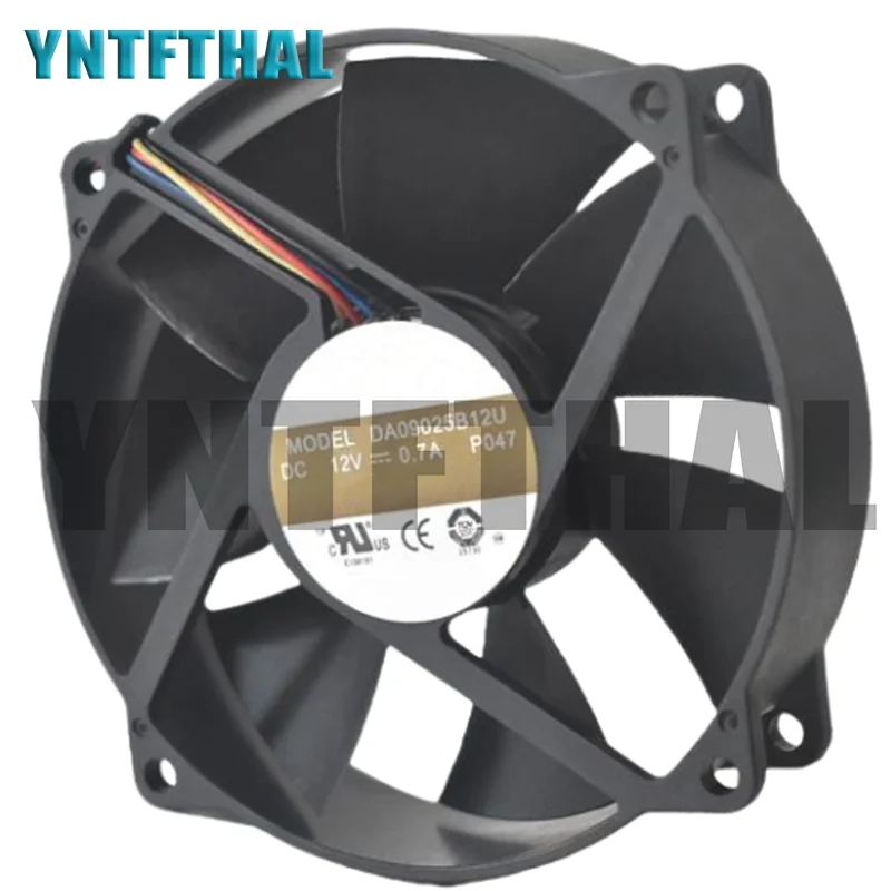 DA09025B12U AVC DC12V 0.7A 9CM  4 Wires Fan Cooling NEW