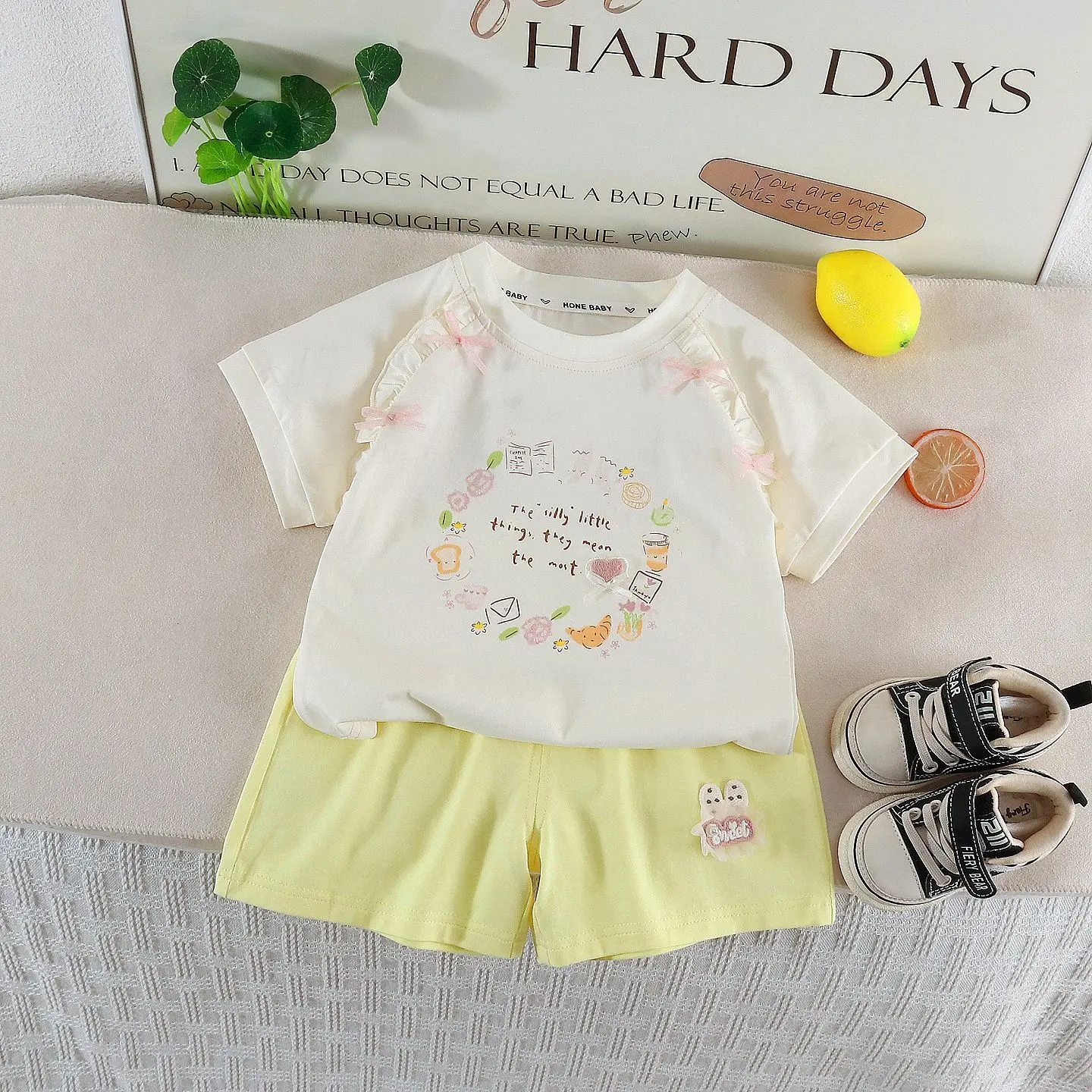 Children's Clothing 2026 Summer New Baby Girls Korean Suit White Cartoon Bow Short Sleeve T-shirts Tops and Shorts Two Piece Set