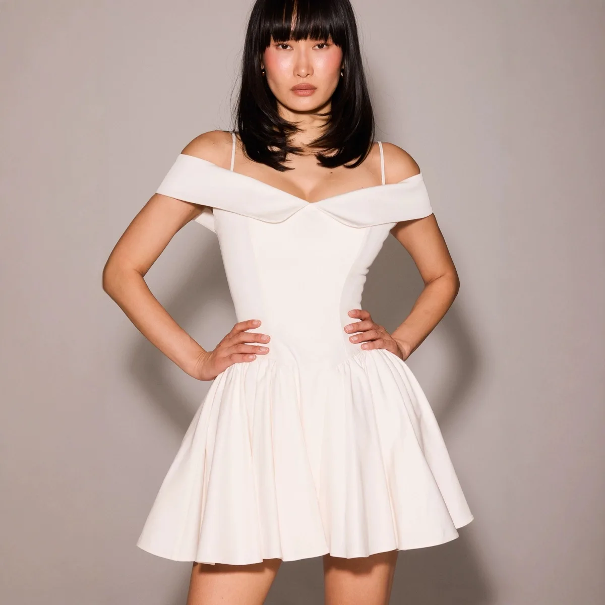 

Summer Fashion Strap Low Collar Sleeveless Cinched Swing Dress Women's