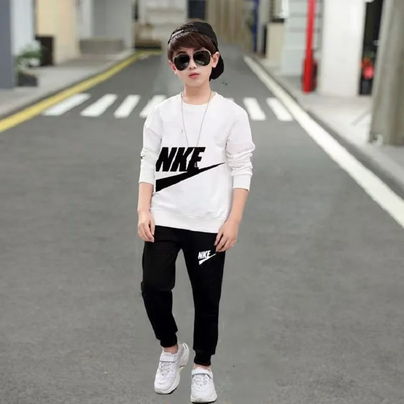 Conjunto de ropa de otoño para bebé, niña y niño, sudadera deportiva con estampado de letras, Top y pantalones, traje de dos piezas con botones, chándal