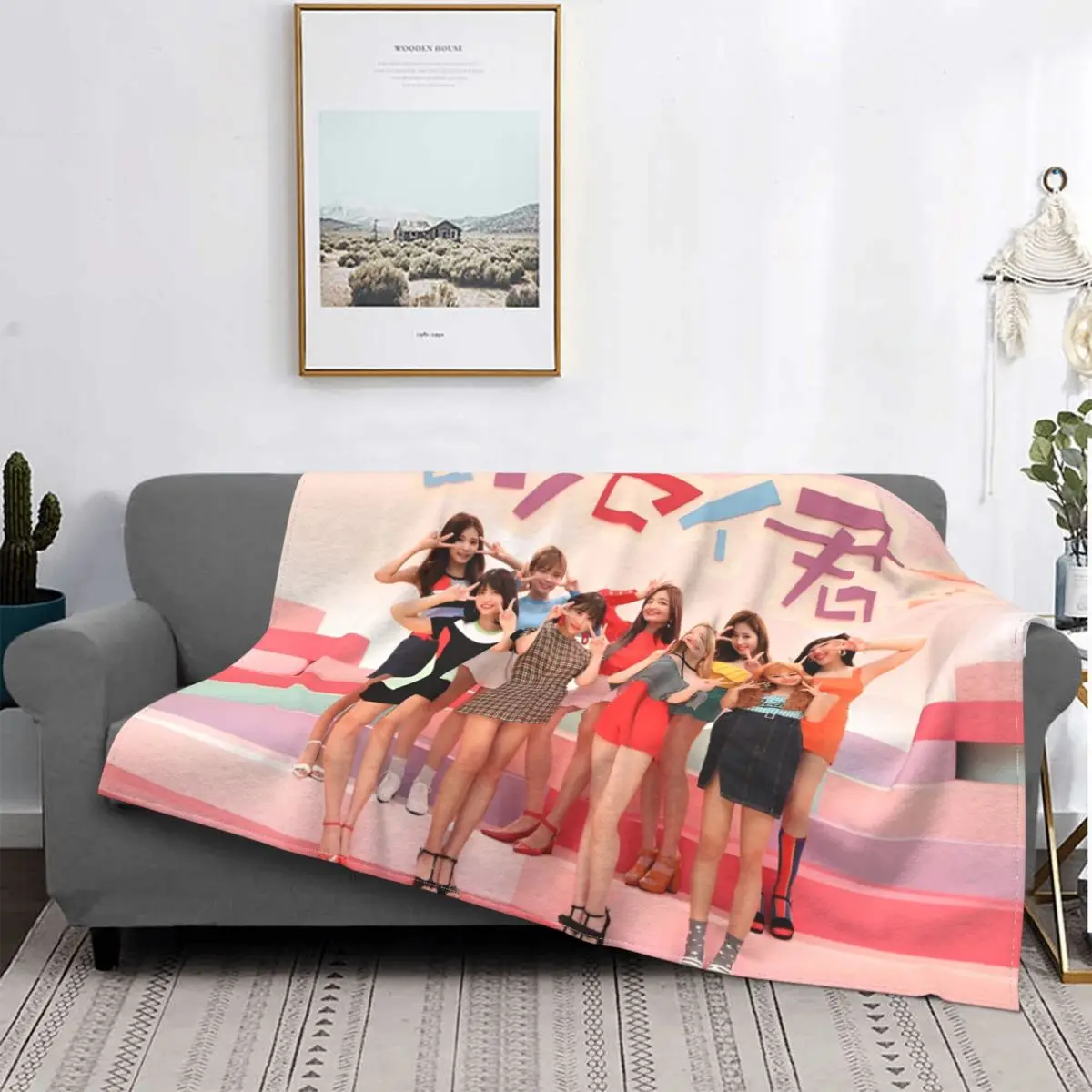 K-POP-TWICE Idol Pattern Blanket Velvet Winter Portable Warm Throw Blanket for Home Car Bedspread