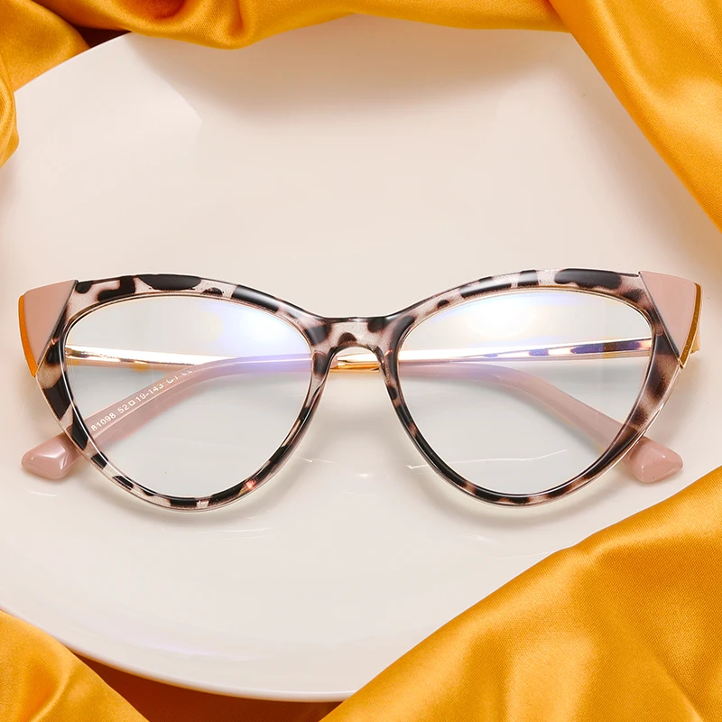 BEMORE New Simple Fashion Cat's Eye Personalized Design Reading Glasses for Women Anti-Blue Light Myopia Eyeglasses