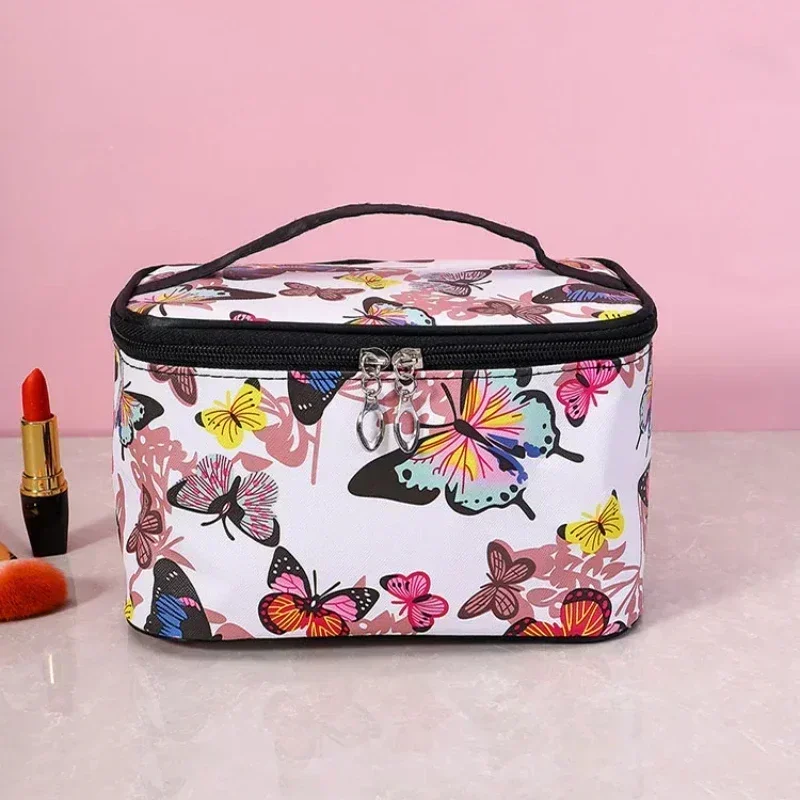 Bolsa de cosméticos con estampado de mariposa para mujer, bolso de mano portátil de gran capacidad para viaje, almacenamiento de artículos de tocador, herramientas de manicura