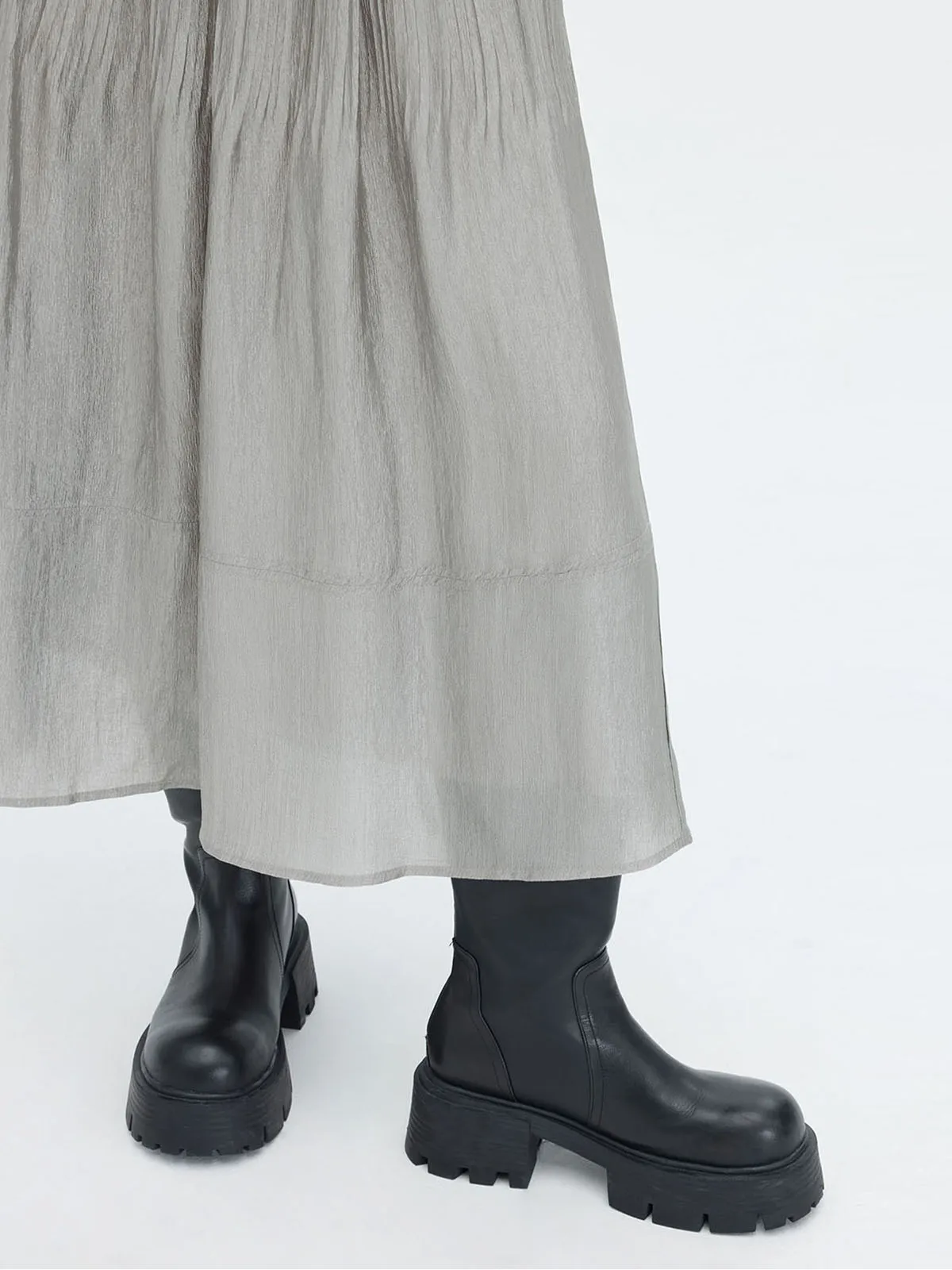 Весенне-осенняя новая женская юбка средней длины, модная длинная юбка из ацетата с эластичной резинкой на талии и морщинами