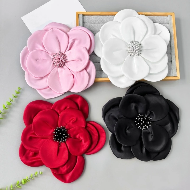 Elegant Layered Fabric Flower Brooch Pin Fashionable Large Floral Lapel Accessory Stylish Breastpin Ornament for Women