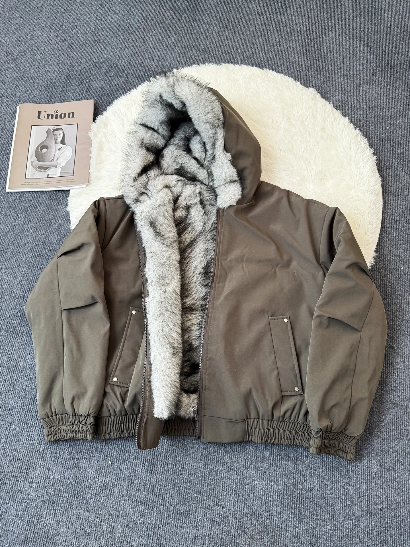 

Мужская зимняя теплая водонепроницаемая куртка из хлопка с флисовой подкладкой и капюшоном в американском стиле, с отделкой из норкового бархата