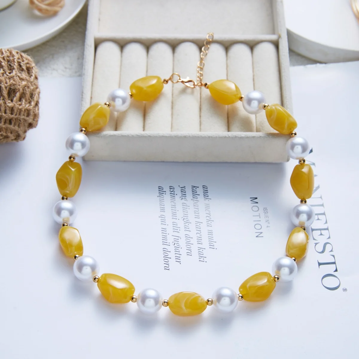 Französische sanfte barocke Halskette mit simulierten Perlen aus rosa Harz für Damen und Herren, elegante, süße, unregelmäßige Perlen, Choker-Schmuck, Geschenk – Detail 33