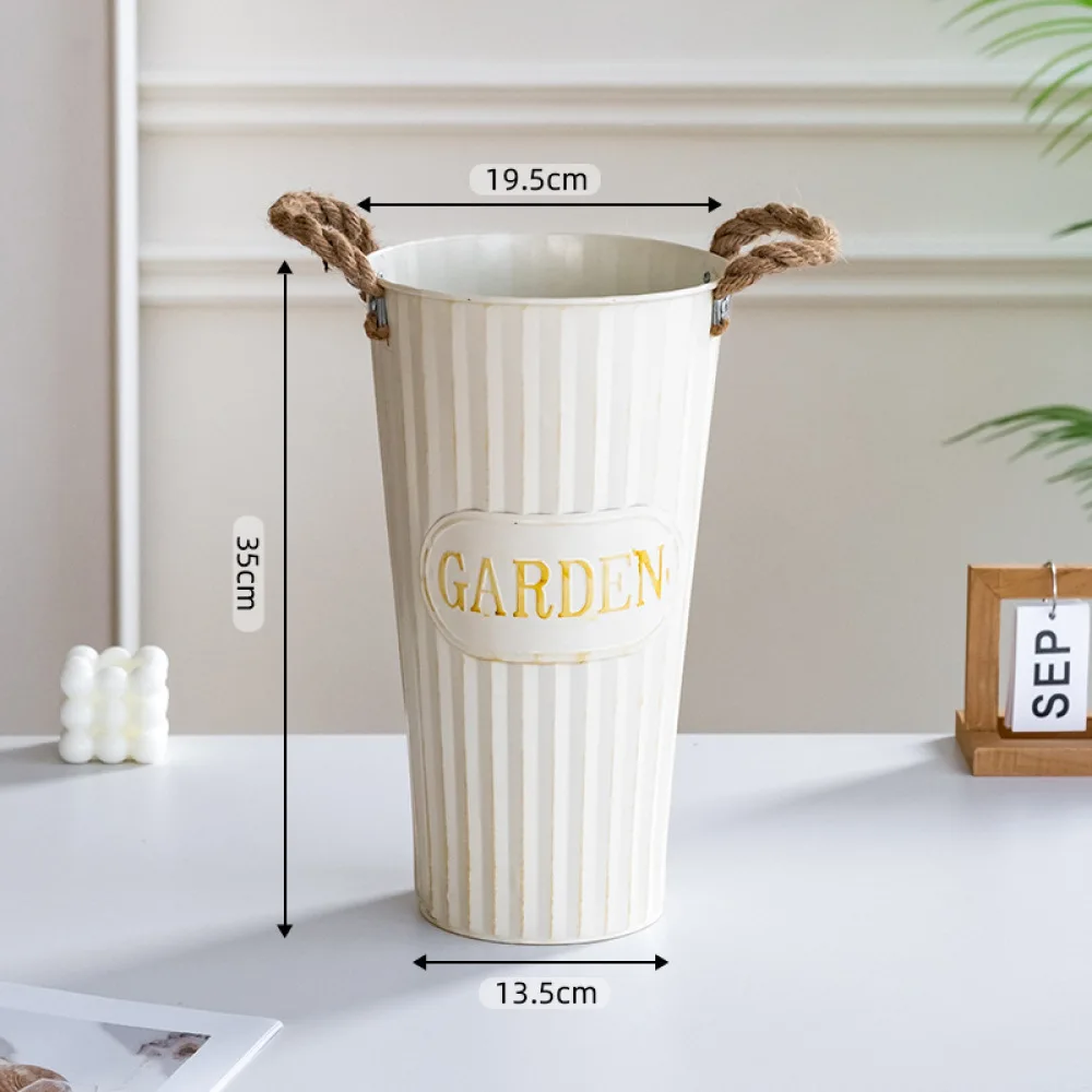 Rustic Iron Bucket Decorative Floral Vase Metal Planter Modern Farmhouse Style Home Ornament Dried Flower Holder