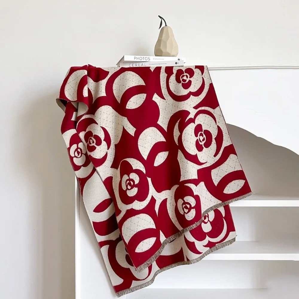 

Luxury Imitation Cashmere Scarf Camellia Pattern Windproof Pashmina Blanket Versatile Warm Women Winter Shawl Winter Season