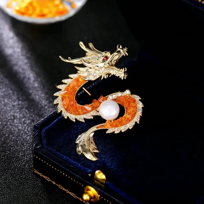 

Traditional Chinese zodiac clothing and accessories for the Year of the Dragon, crystal freshwater pearl dragon-shaped brooch