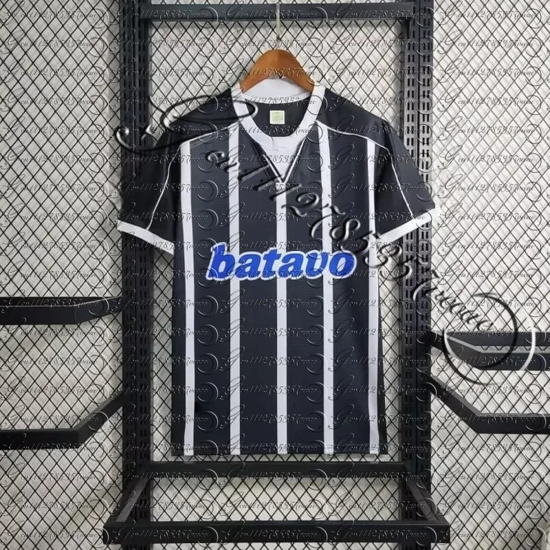 2026-27 Neuer 3D-Druck Retro-Fußballanzug, unverzichtbares Kleidungsstück für Erwachsene und Kinderfans, schnelltrocknend, atmungsaktiv, Eltern-Kind-Kombination – Detail 12