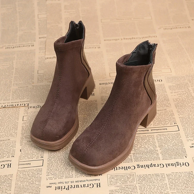 

Autumn and Winter New Suede Fashion Short Barrel Thick Heel Short Boots Thick Bottom Waterproof Platform Women's Boots