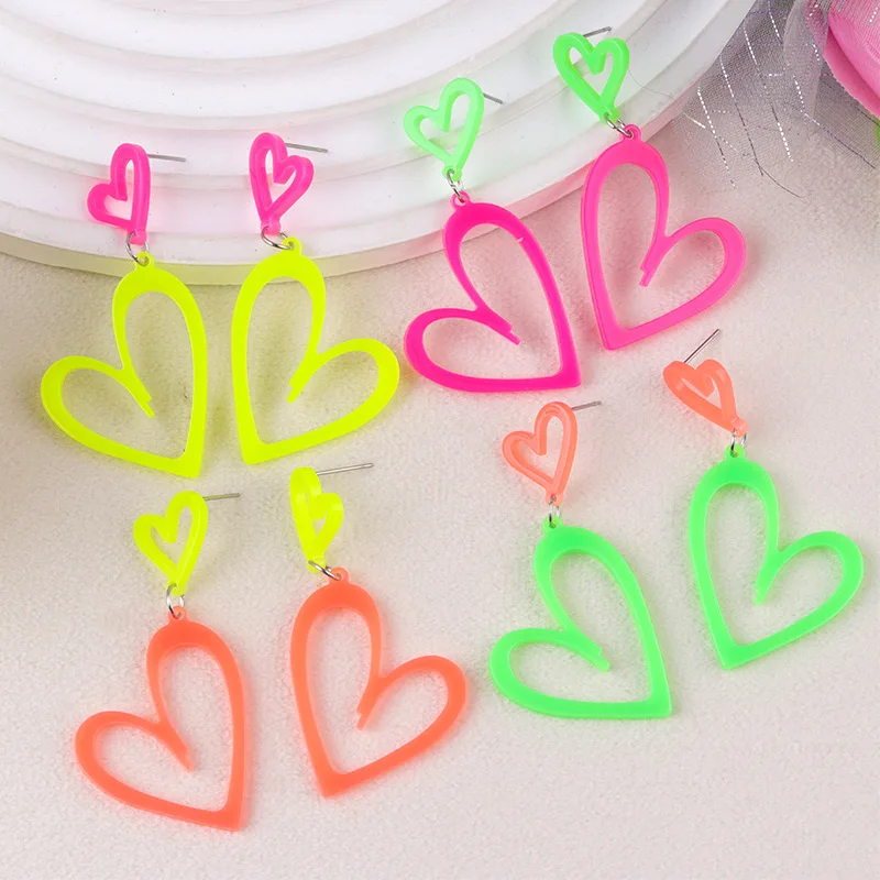 Pendientes colgantes de corazón naranja de moda bohemia para mujer, pendientes colgantes de resina rosa y verde para playa y verano, joyería de boda al por mayor