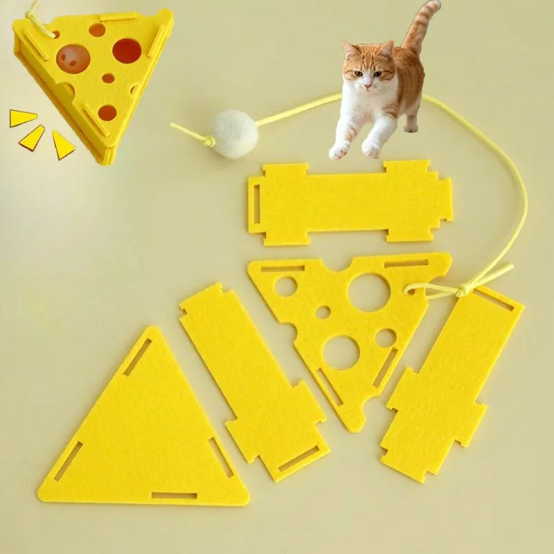 Cat Leakage Toy Wool Ball Squeaky Bell Educational Assembling Kitten Toy Interactive Chew-resistant Cat Toy