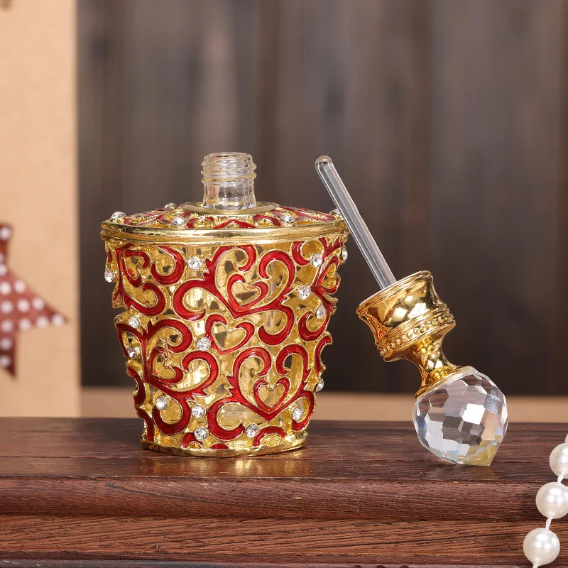 

20pcs 10ml Vintage Metal Diamond Refill Perfume Bottle Arab Dubai Style Handmade Mini Empty Dropper Bottle Essential Oil Bottles