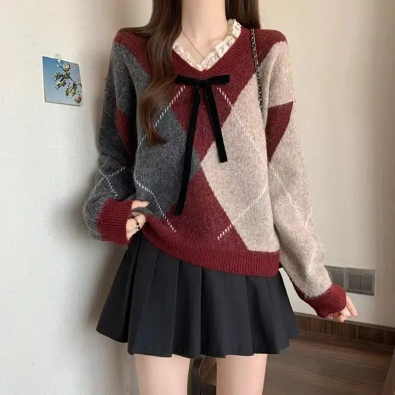 Maglione lavorato a maglia allentato con design a diamante V-Ne con giunture in pizzo da donna Autunno Inverno New Sle Casual Faion Top