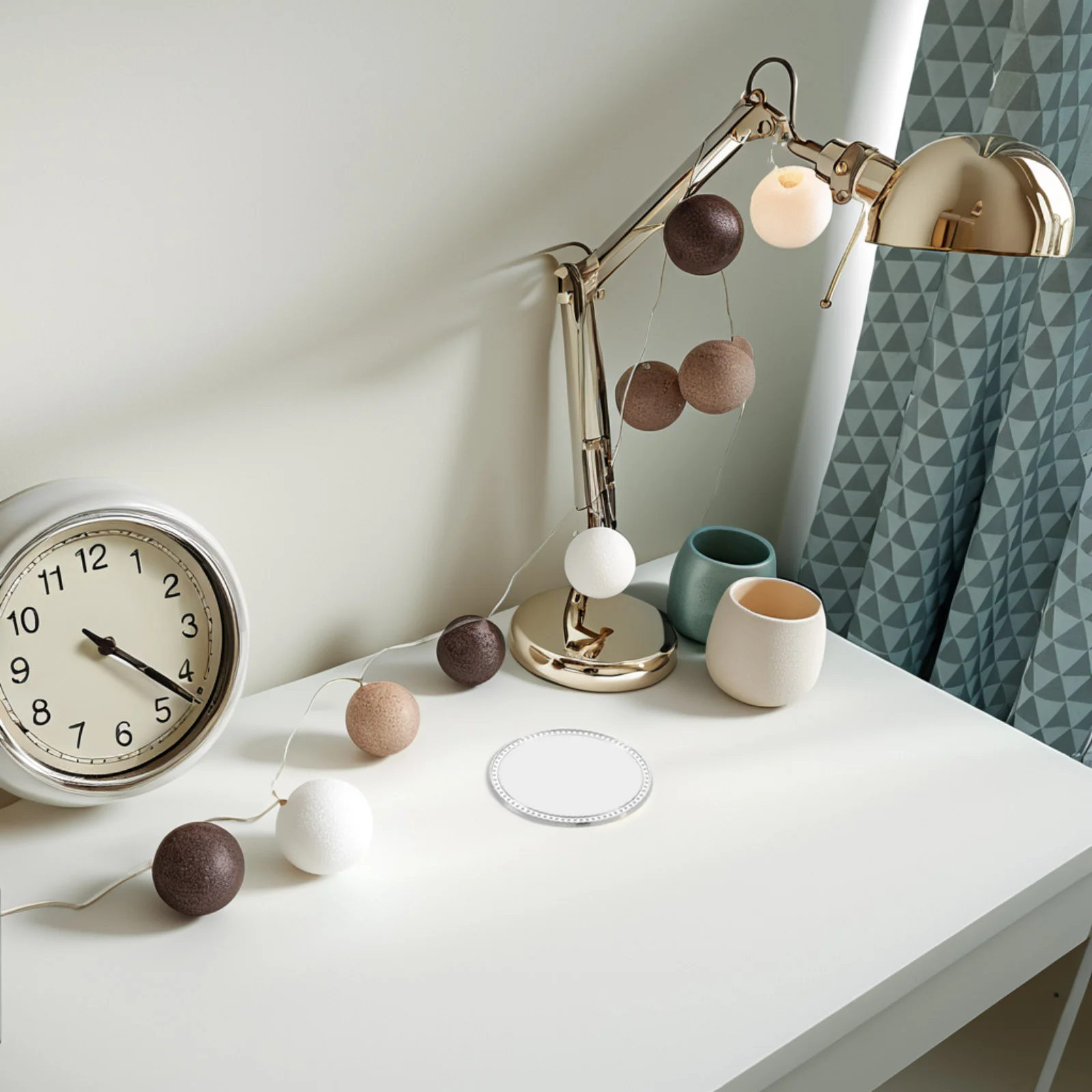 Рисунок 6 - музыкальная шкатулка зеркало ручной