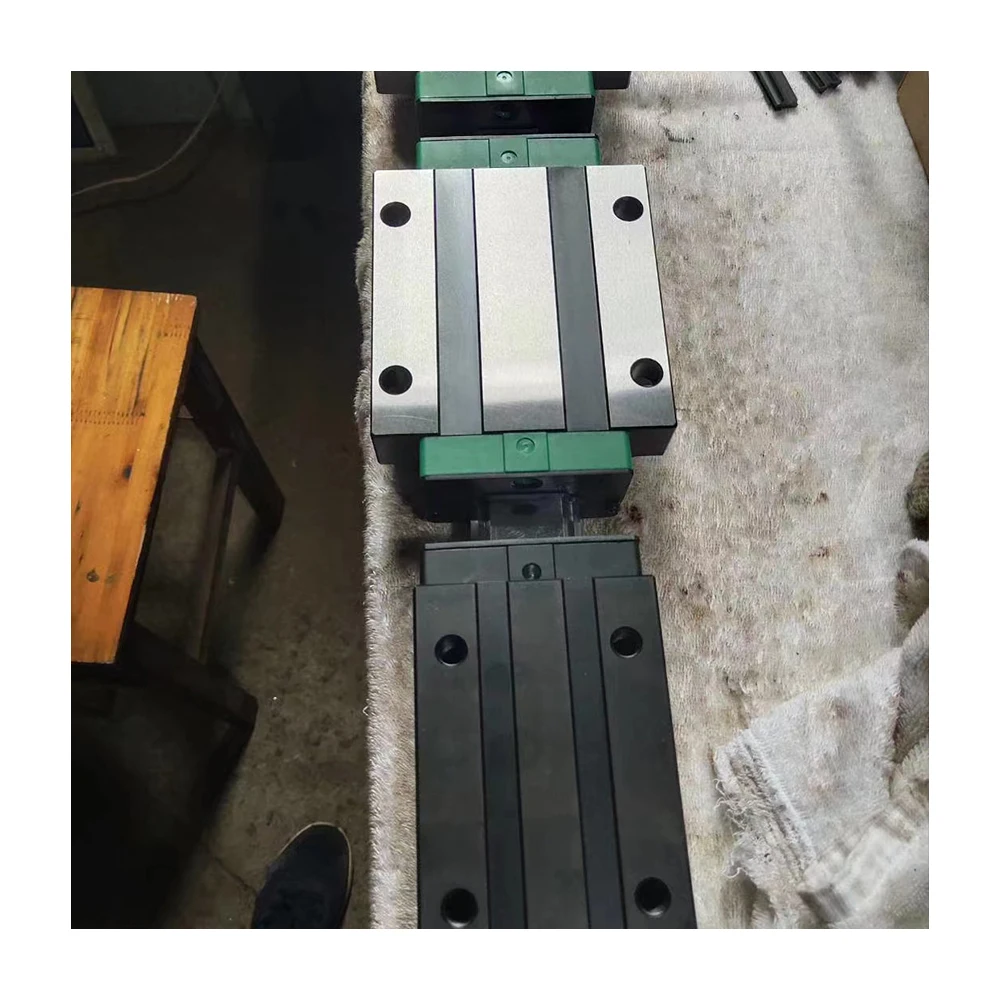 

20Mm Width Roller Linear Guide Bearing Roller Guide