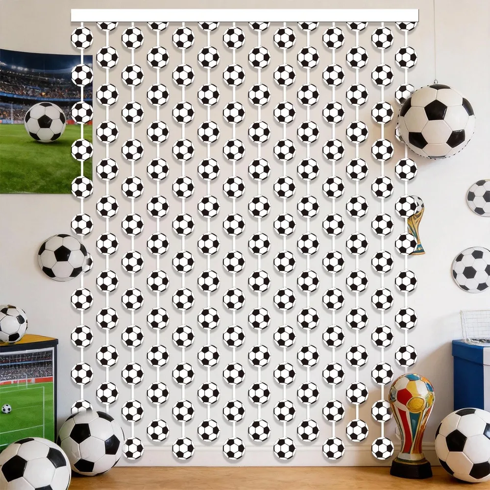 Image of 1 Stück Fußball-Themen-Regenvorhang als Hintergrundwand für Fußballpartys, Karnevalsfeiern, Geburtstagsfeiern und Schulfeiern