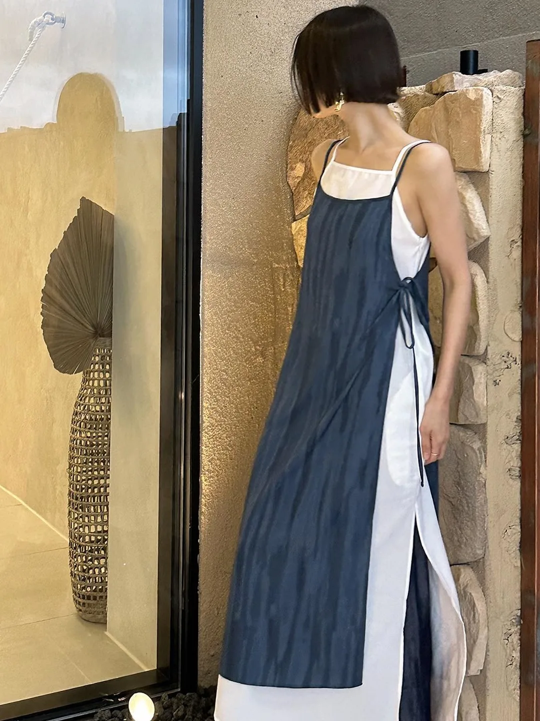 여성용 벨트 스트랩이 있는 세련된 투피스 드레스 여름 빈티지 사이드 슬릿 롱 스커트 개성있는 스플라이싱 디자인 출퇴근 스타일