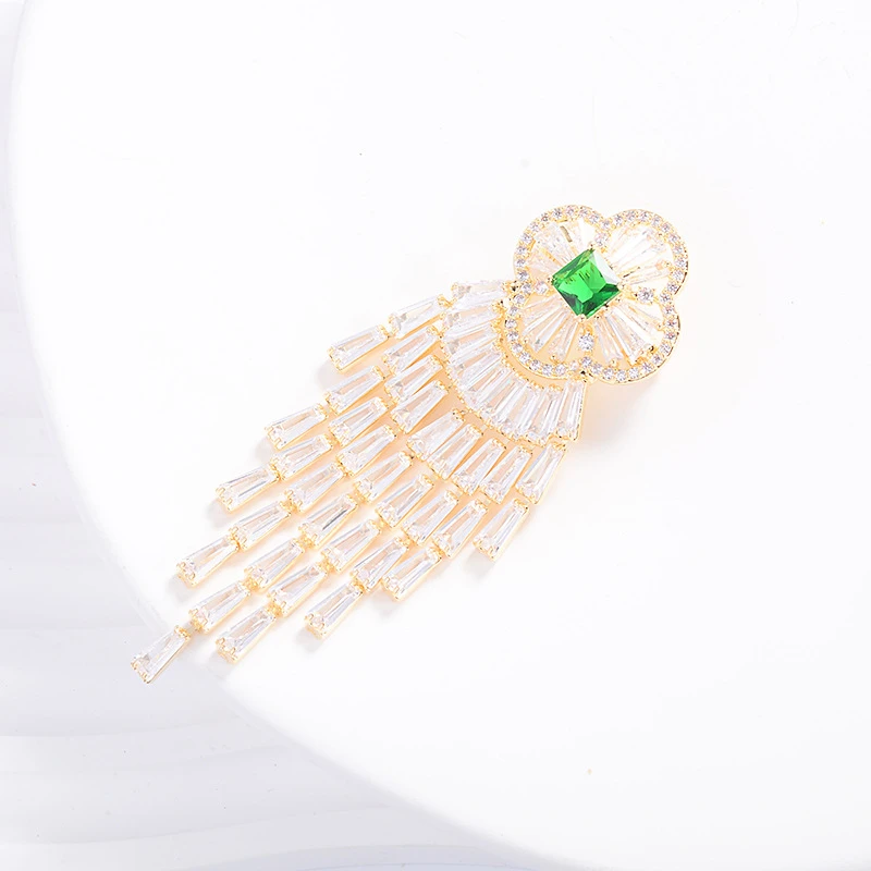 New Chinese Style Zirconium-encrusted Long Tassel Floral High-end Brooches for Women Trend Corsage Lapel Pin Accessory Jewelry