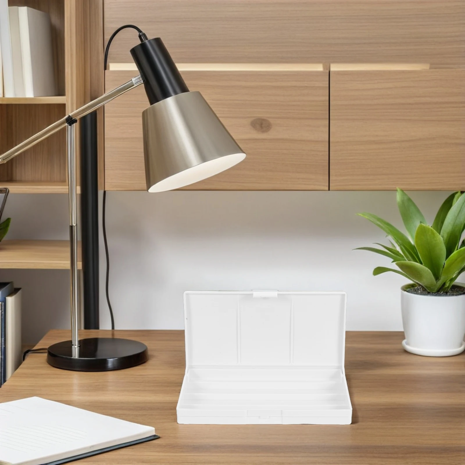 

Multi-Compartment Portable Watercolor Palette Tray Plastic Empty Grid Pigment Box for Gouache Acrylic Oil Painting Artists