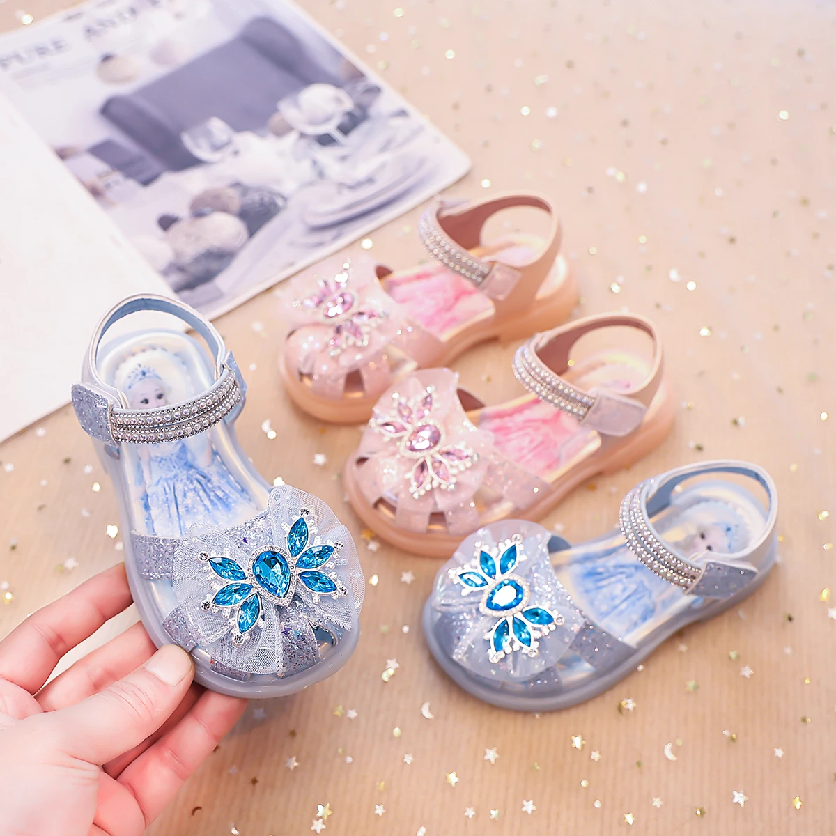 Kids Sparkly Princess Shoes for Girls 2025 Summer Non-slip Toddler Toes Capped Sandals with Shiny Bow for Birthday Party Glitter