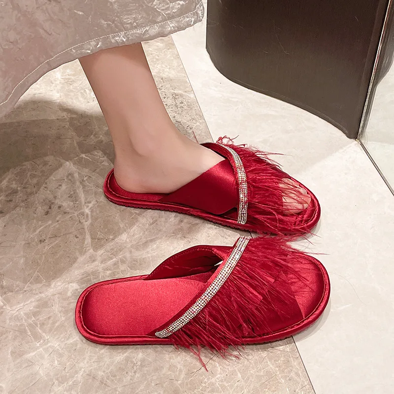 Buty Kapcie damskie Outdoor Loafers Slides Female Mule Low Flat Mules Fabric Plastic Hoof Heels Sewing Rubber Shoes Woman 2024