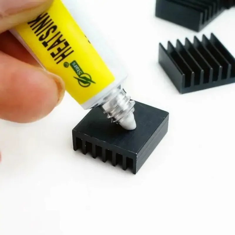 ZEXEF Thermal Paste Black Silicone Adhesive Glue Applicator 5g Plaster Viscous for VGA RAM LED IC Pads Cooling Conductive Cooler