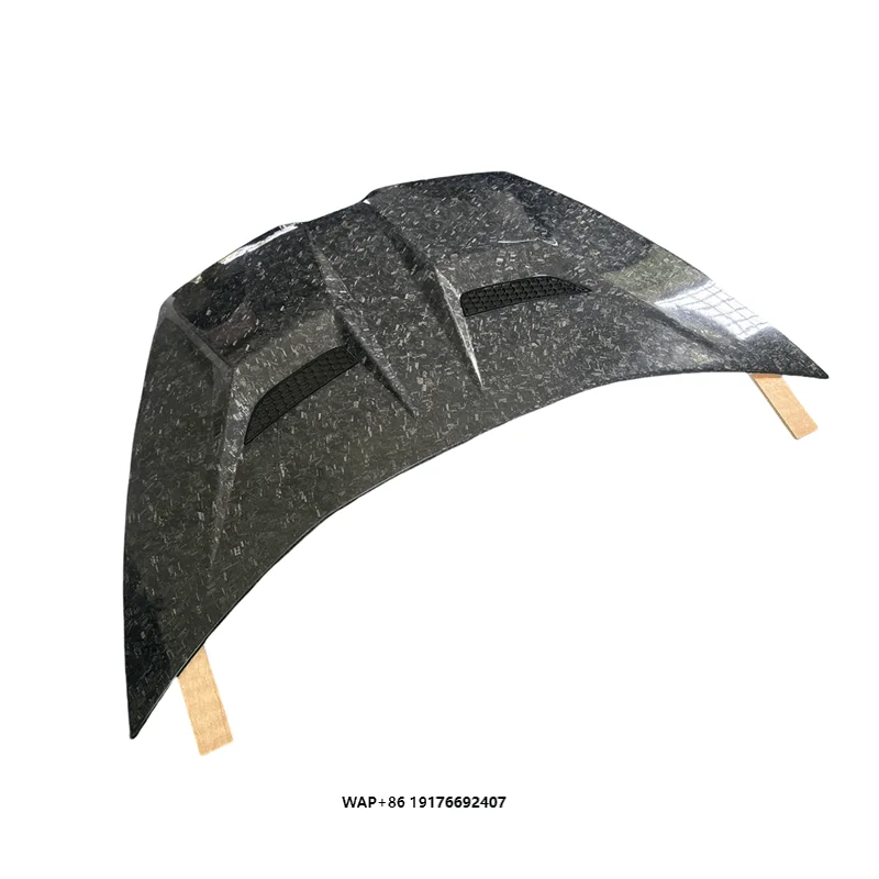 

Капот и крышка двигателя из сухого кованого карбона для Huracan LP580/610 V Edition