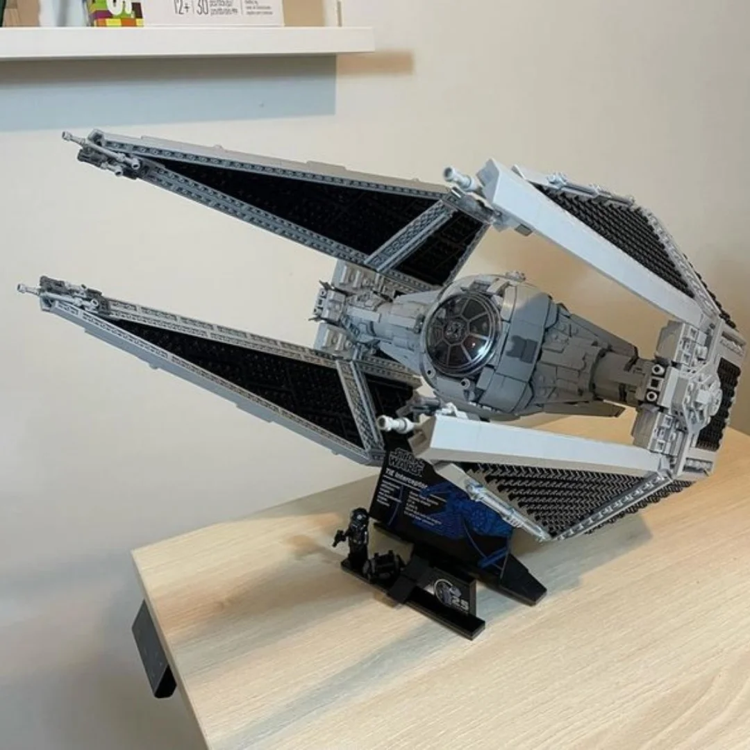 

Набор строительных блоков 1931 деталь UCS Starfighter Space Wars Movies TIE Interceptor Model 75382, конструктор для детей, подарки на день рождения