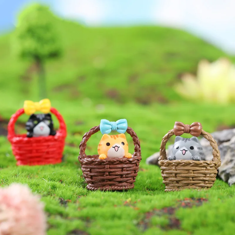 Kawaii Cat in Basket B Fairy Garden Miniatures Figurines Cartoon Animal PVC Figure Terrarium Toy Dollhouse Kit Decoration DIY