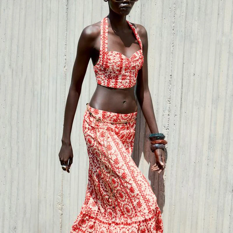 夏のレディースファッション 刺繍入り透かし彫りトップスとミディスカートのツーピースセット Vネック半袖ポリエステル繊維ロングパンツ